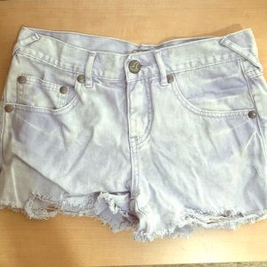 Free People denim shorts - size 25